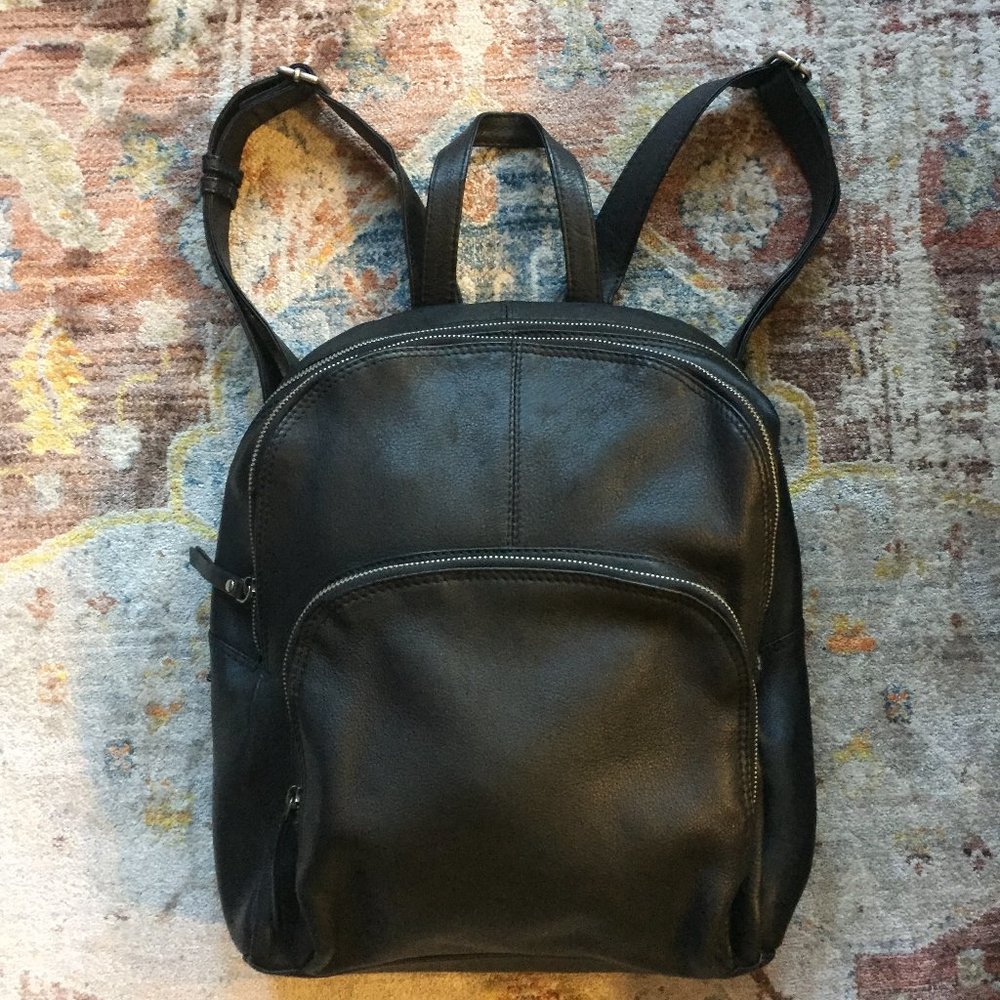 ❗️SOLD❗️Markberg Denmark Minimalist Black Leather Backpack - Picture 9 of 10